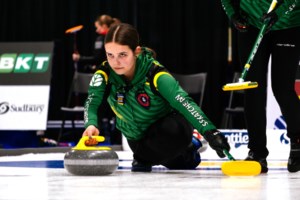 Saskatchewan’s Rogan Snow, Chloe Semeniuk in playoff contention at Canadian U20 curling championship