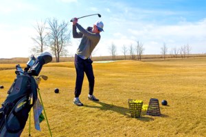 First swings of the season at Regina driving ranges