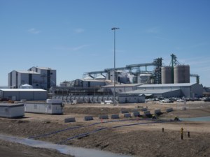 Cargill canola crush facility officially open for business