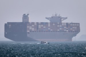 US military says it intercepted Iranian attacks on 3 Navy ships in Strait of Hormuz
