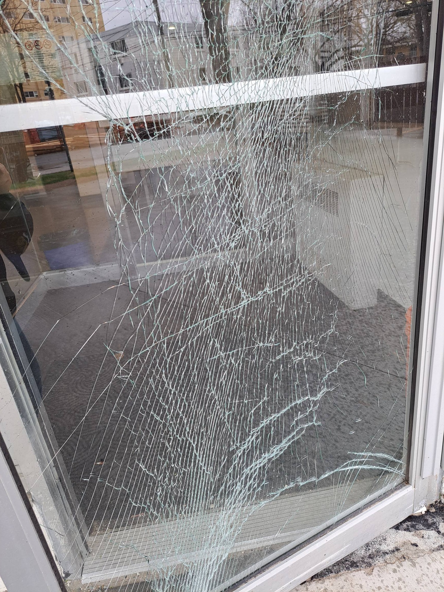 Strong winds cause damage in Regina region
