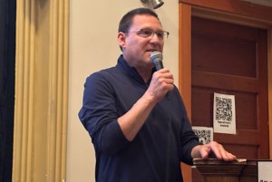 Avi Lewis seeks to rebuild federal NDP from the grassroots up