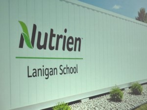 Horizon School Division, Nutrien bring hydroponic learning lab to Lanigan students