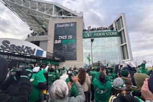 Family traditions and Grey Cup pride fuel excitement for Riders’ home opener