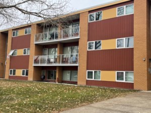 Regina rental market rises as national rents decline, driven by migration and tight vacancy rate