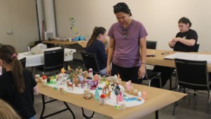 Free Art Day explores animals and clay at the Mann