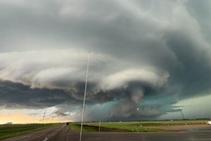 Supercell thunderstorms are severe