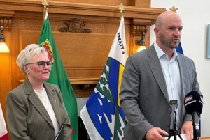 NDP raise new fears about school divisions underfunding