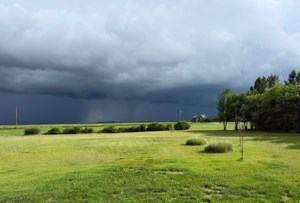 What creates an extreme rainfall event