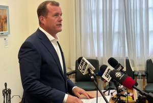 With prices still high, Wotherspoon again calls for suspension of gas tax