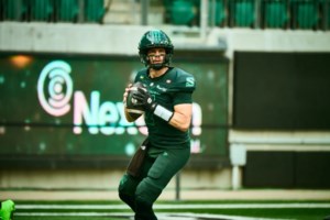 Why Darian Durant thinks Trevor Harris should target Riders veteran receivers even more