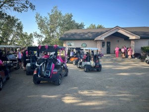 Assiniboia Golf Course putts a swing in summer