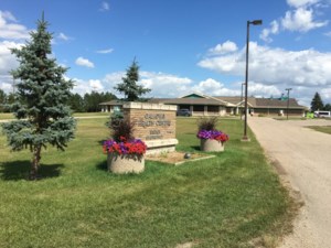 Emergency room services disrupted at Oxbow's health centre