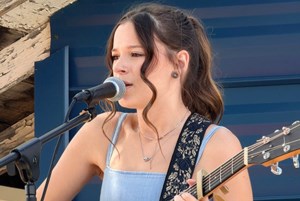 Young singer-songwriter Shaya Istace excited about the possibilities in music