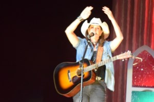 Photos: 'Northern Girl' Terri Clark delivered the hits for big Estevan crowd