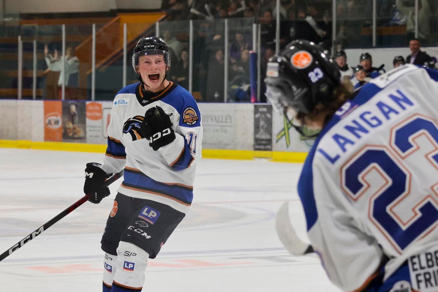 Swan Valley double up Northern Manitoba in home opener to sweep opening MJHL weekend
