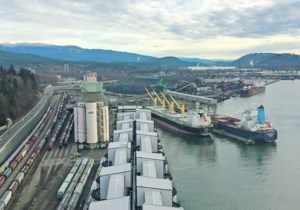 Ottawa urged to prioritize Pacific trade corridor
