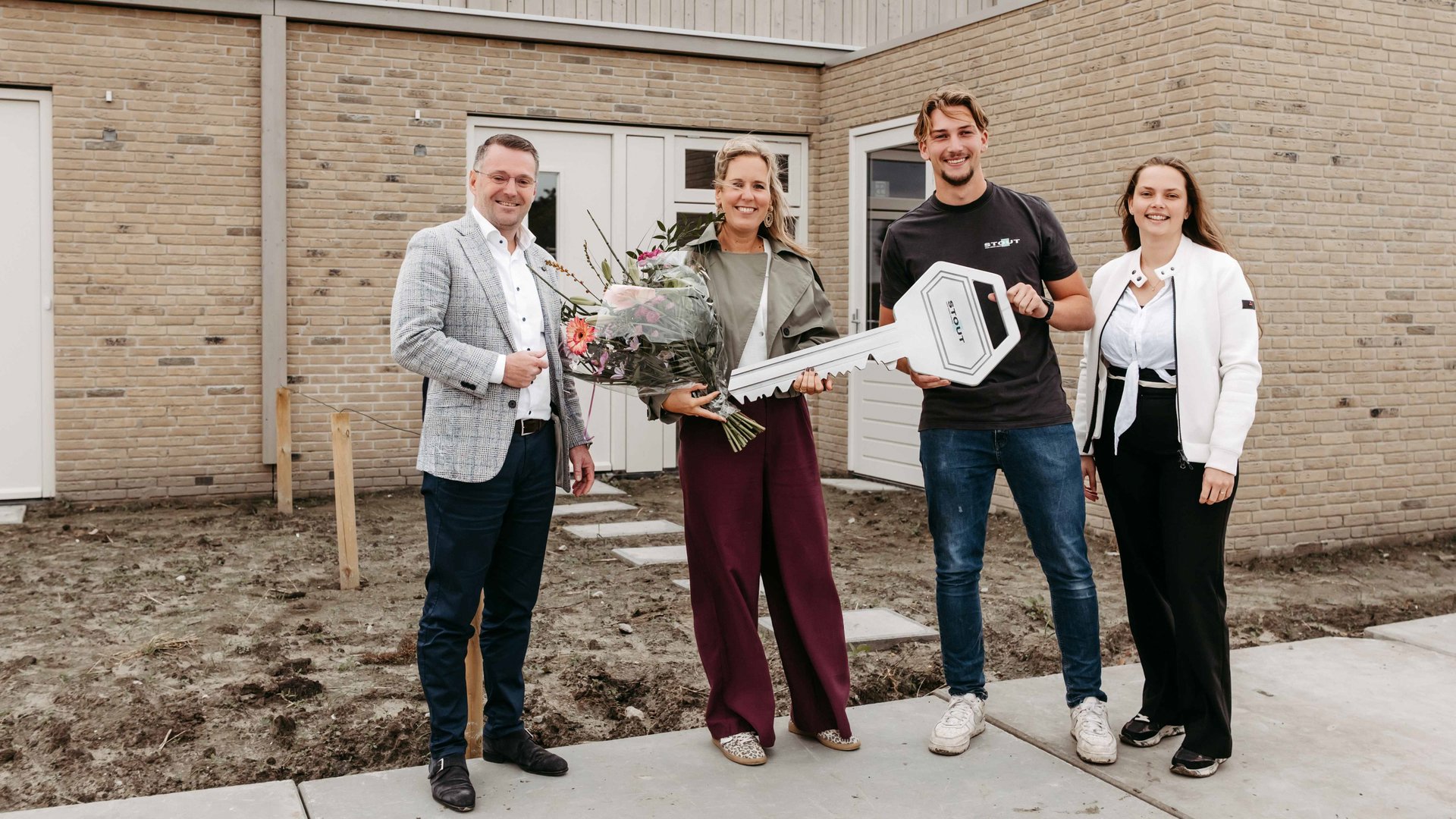 Eerste woningen in Menheerse Erf opgeleverd aan bewoners