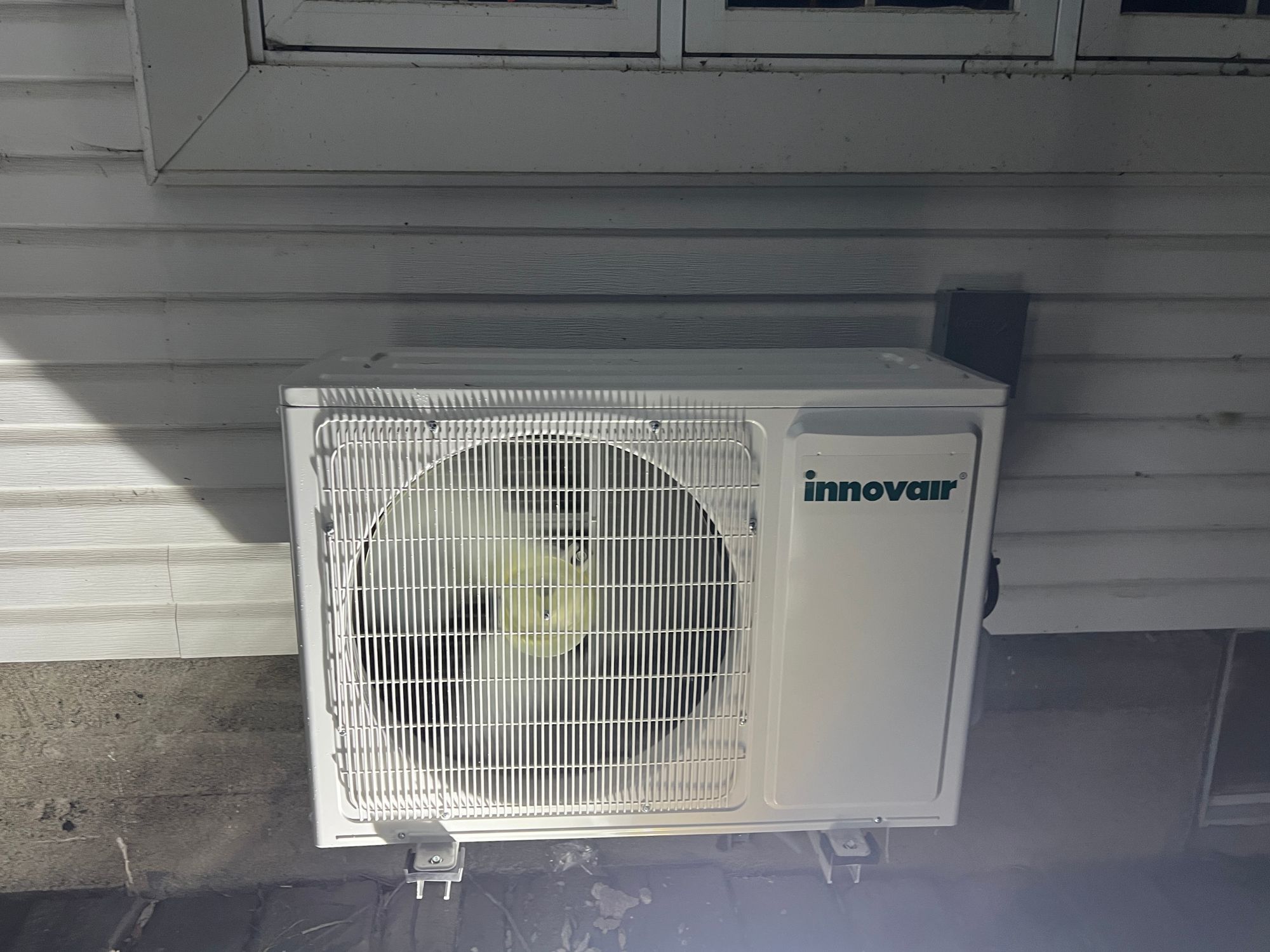 Thermopompe 12 000 BTU en opération