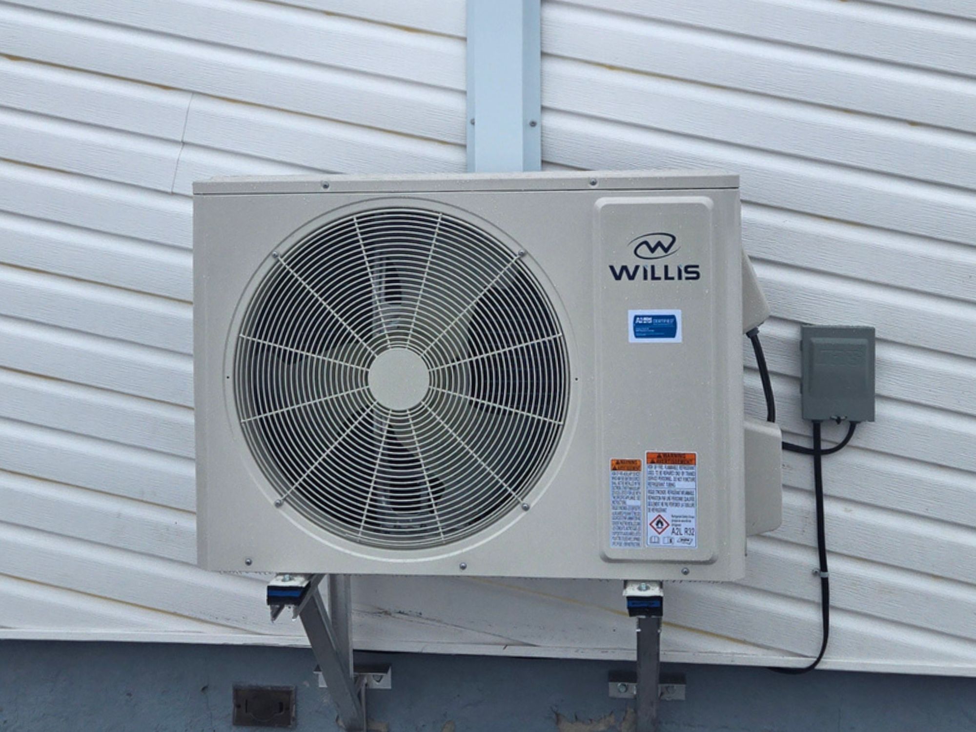 Thermopompe Willis installée sur un bungalow
