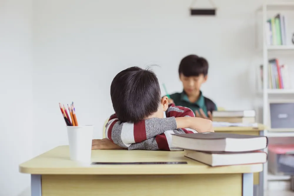 ¿Qué pasa si un niño no duerme lo suficiente?