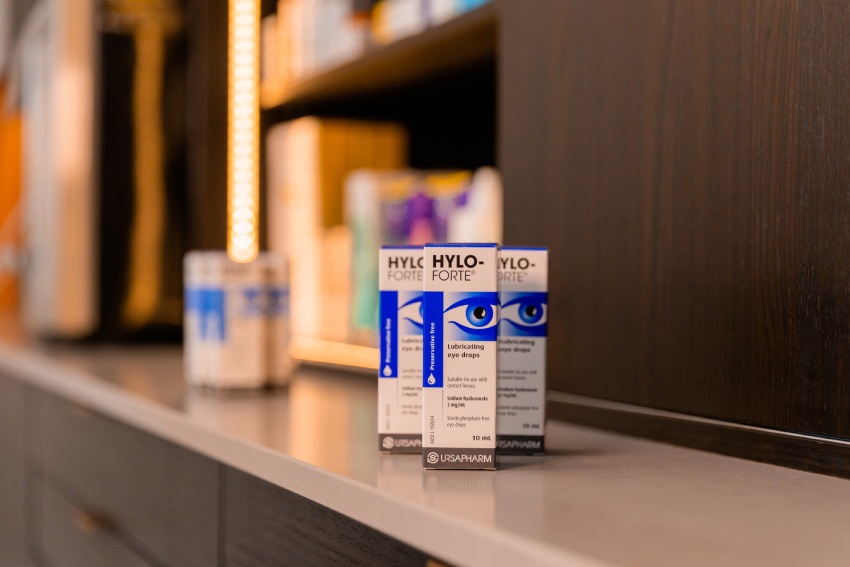 Preservative-free lubricating eye drops available at Innovative Eye Care Henley Beach