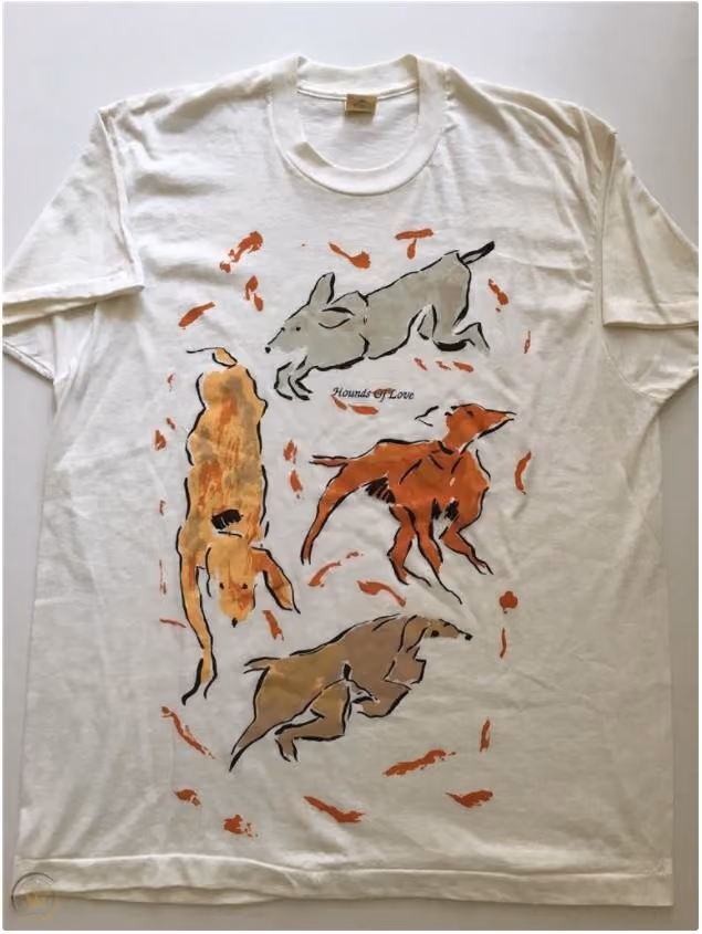 'Hounds Of Love' T-Shirt