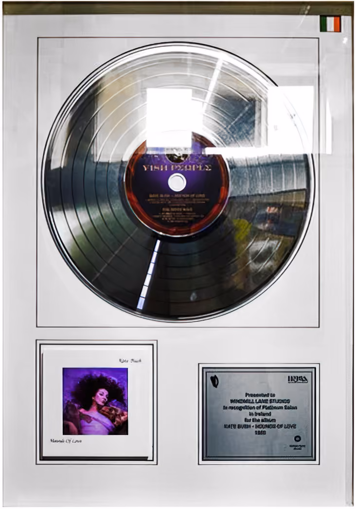 'Hounds Of Love' Album Platinum Sales Award