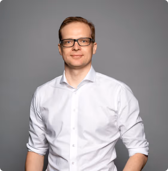 Piotr Biedacha CEO Decerto