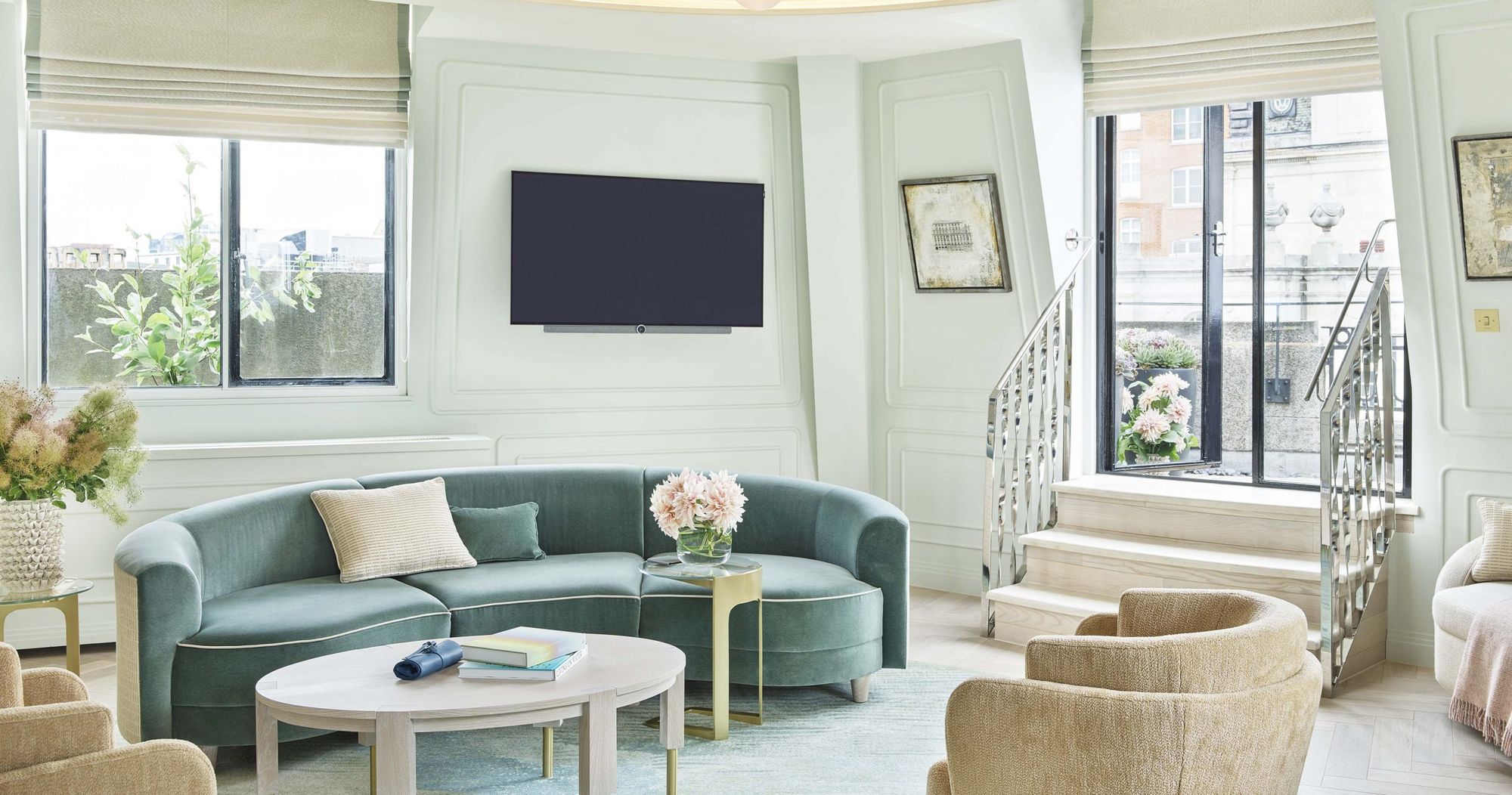 Suites & Bedrooms | Luxury Hotel Rooms in London
