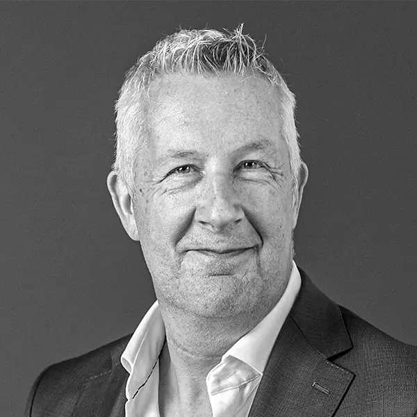 Ian Henderson - Branding Expert - ICCM Speed Expert