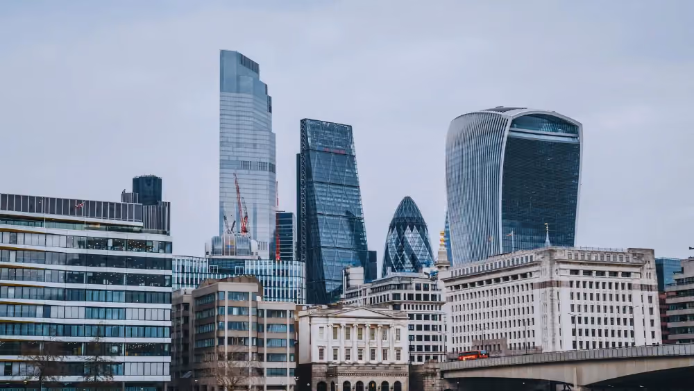 Sidley makes London funds play with Weil triple hire