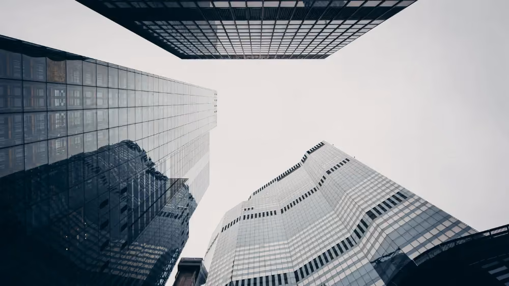 Ropes loses PE real estate duo to Freshfields