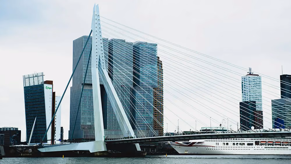 Clydes makes Dutch debut with Rotterdam office and 17-lawyer team
