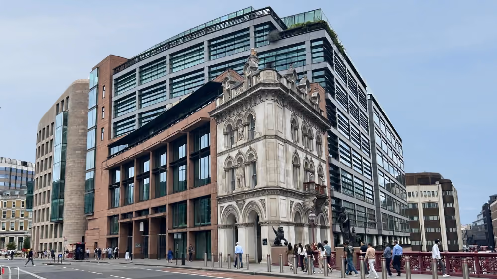 Hogan Lovells boosts PE real estate bench with Paul Hastings duo