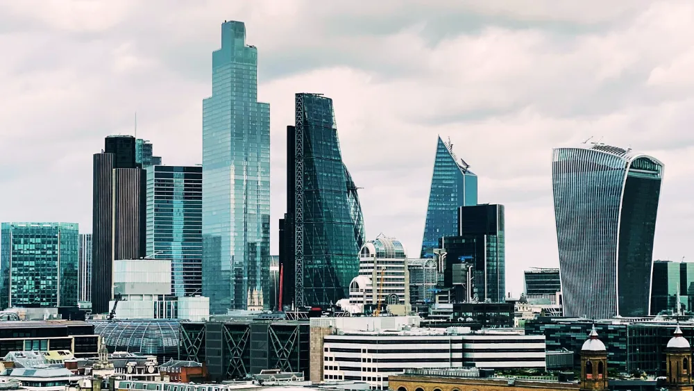 Simpson Thacher boosts private credit bench with Macfarlanes funds hire