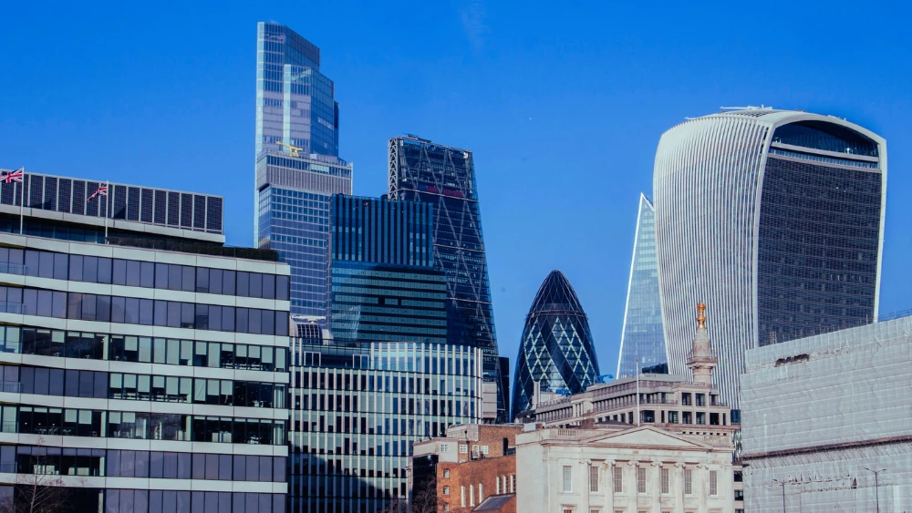 Milbank adds Paul Hastings duo to launch European real estate finance practice