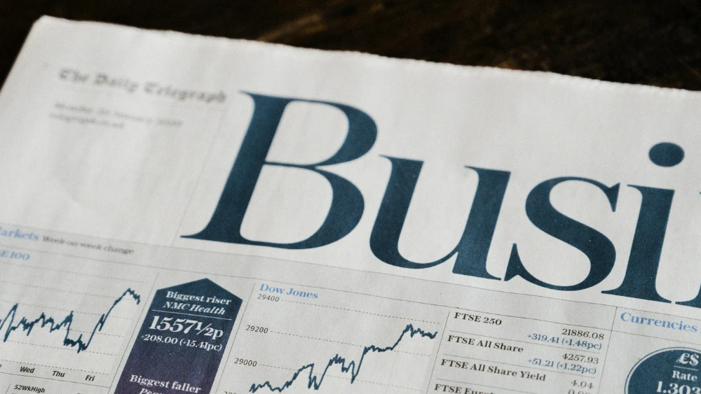 Slaughters guides Daily Mail owner on £500m Telegraph deal