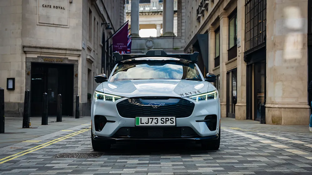 Latham and Weil act as British AI startup Wayve raises $1.2bn 