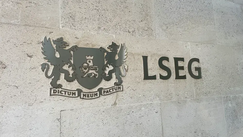 Slaughters, Freshfields lead on Zurich's £8bn takeover of FTSE 100 insurer