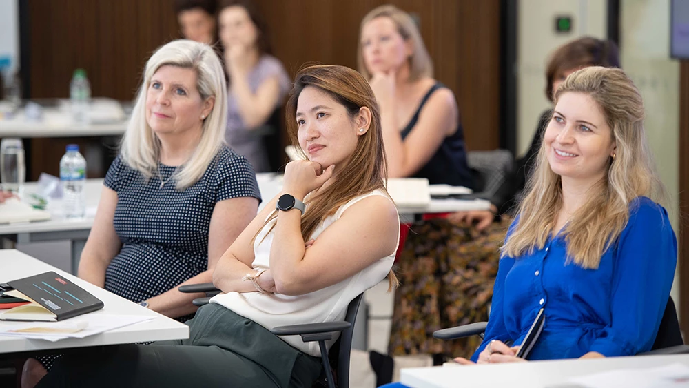 Why In-House Lawyers Are Going To Business School