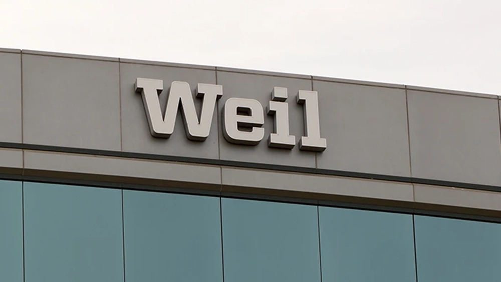 A&O Shearman fund finance co-head exits to Weil 