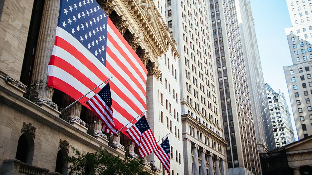 Latham, Milbank lead on British data centre startup Nscale’s $35bn New York IPO