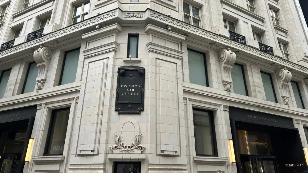 Paul Weiss follows Kirkland in pulling financial disclosures