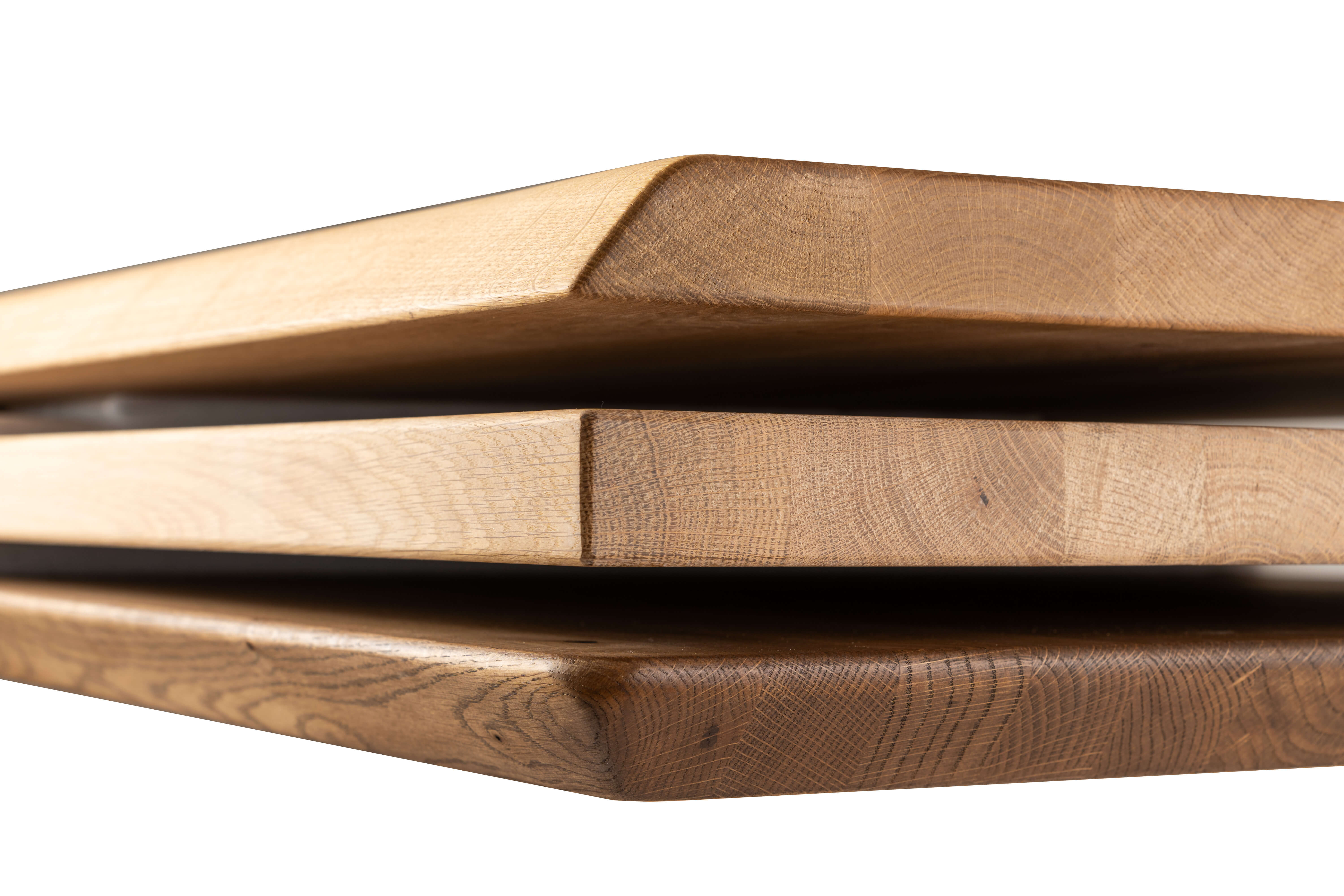 Masivna miza po meri z izbiro lesa, dimenzij in površinske obdelave