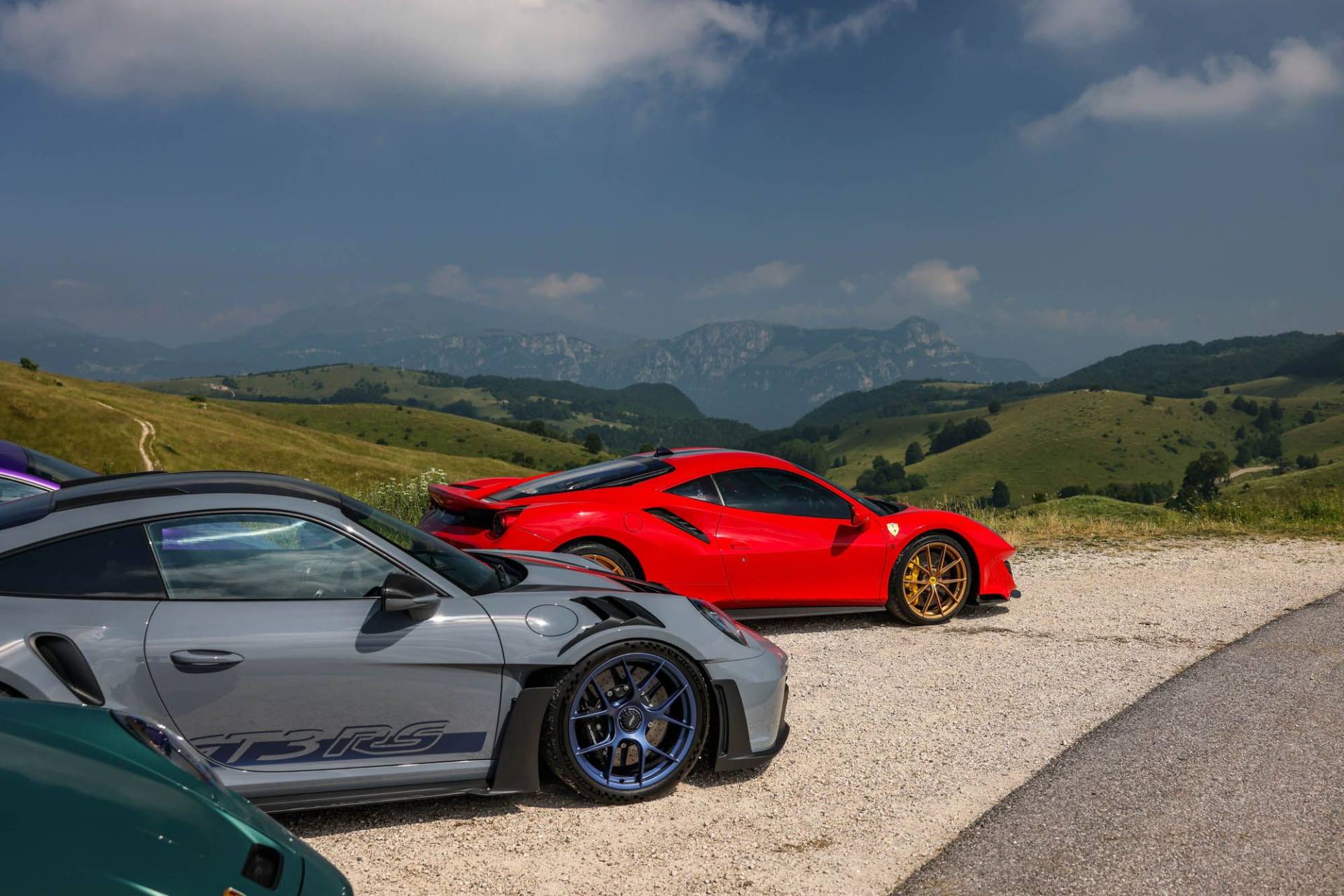 Porsche 911 992 GT3 RS & Ferrari 488 Pista