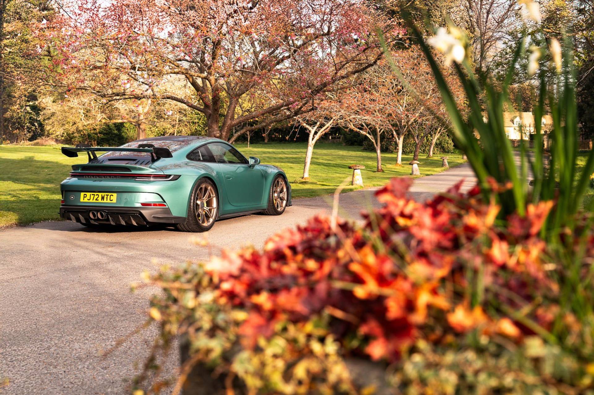 Porsche 992 GT3 PTS Aston Martin Racing Green