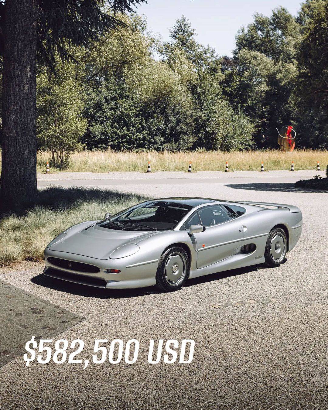 1993 Jaguar XJ220