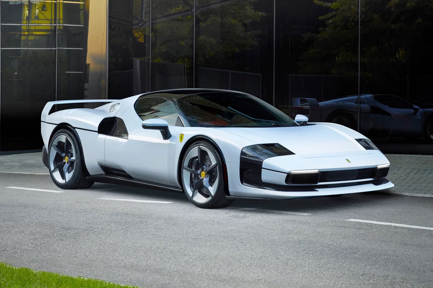 Ferrari SC40