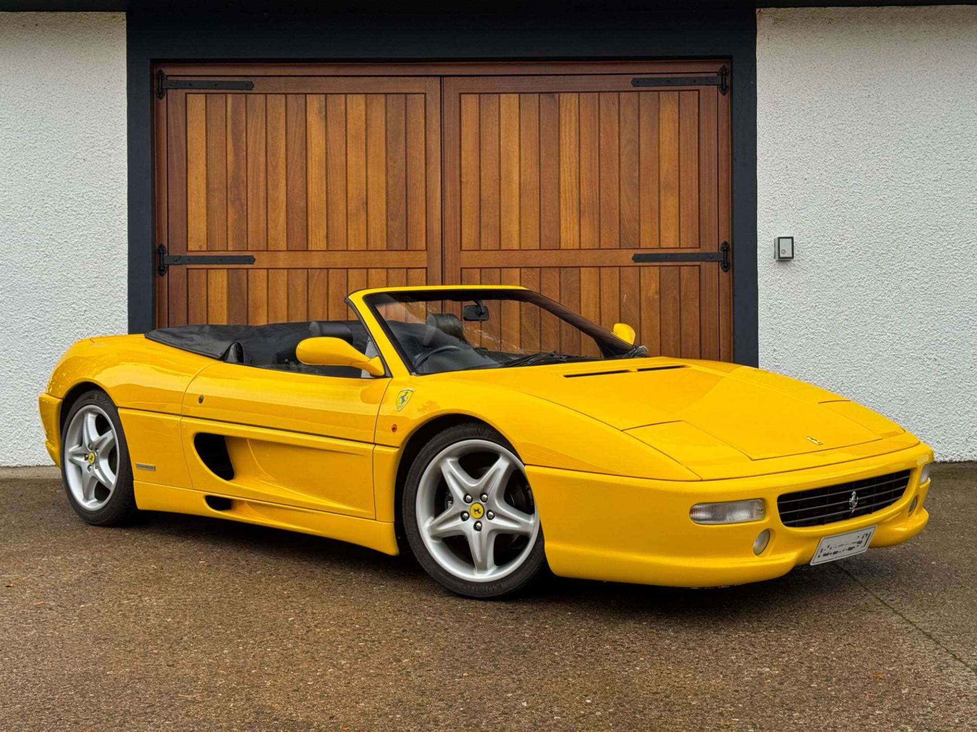 Ferrari F355 Spider